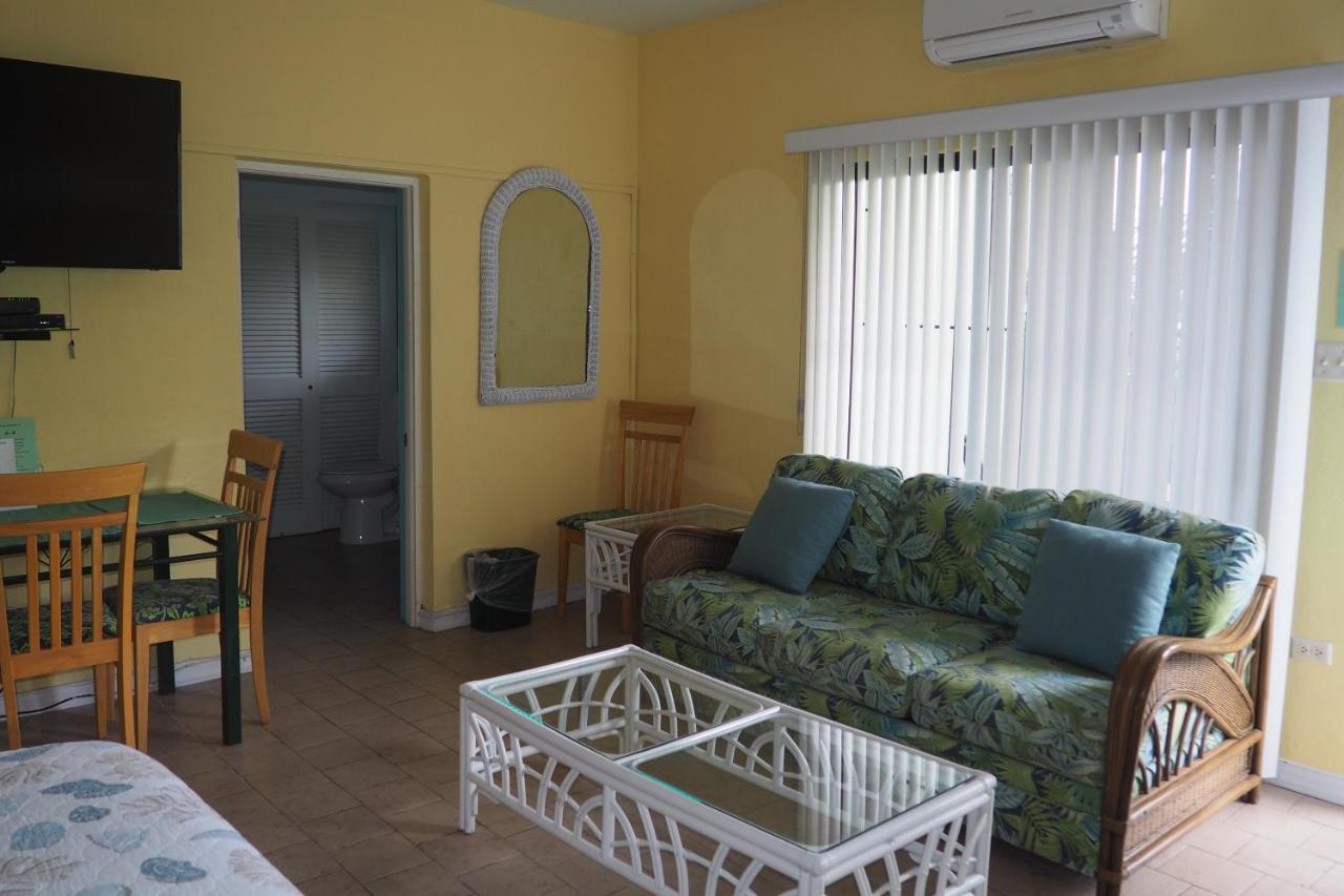 The Green Iguana Hotel ชาร์ลอตต์อะมาลี ภายนอก รูปภาพ